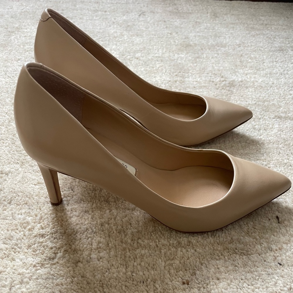 Nude Diane Van Furstenberg Heel